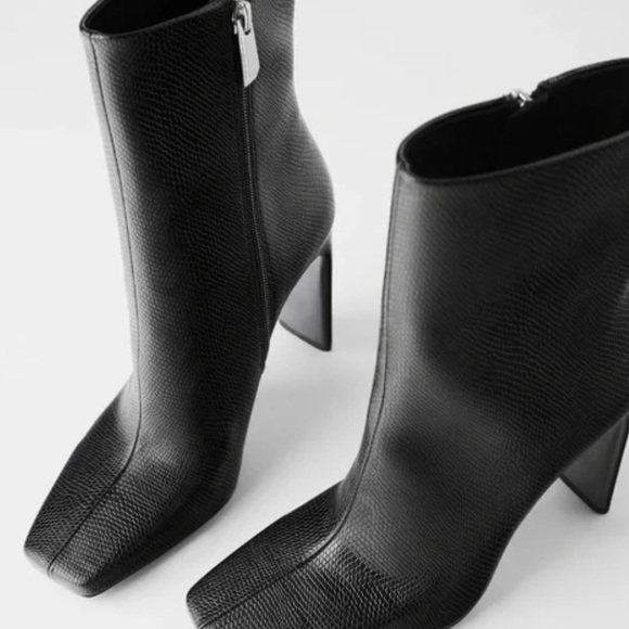 Zara | black faux crocodile glossy narrow heel boot - Picture 1 of 12